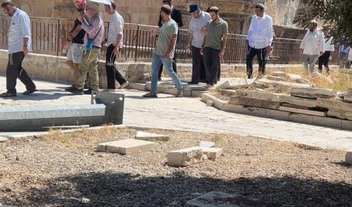 من اقتحامات المستوطنين المستمرة للمسجد الأقصى المبارك في ما يسمى "رأس السنة العبرية" من اقتحامات المستوطنين المستمرة للمسجد الأقصى المبارك في ما يسمى "رأس السنة العبرية" | المصدر: العاصمة