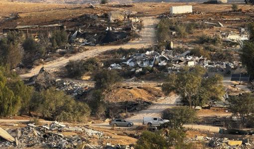 الاحتلال يهدم مسجدا ومباني سكنية في بلدة أم الحيران بالنقب الاحتلال يهدم مسجدا ومباني سكنية في بلدة أم الحيران بالنقب تمهيدا لإقامة مستوطنة على أراضي القرية 14/11/2024 | المصدر: فلسطين بوست