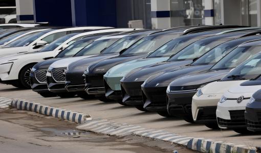 سيارات جديدة في المنطقة الحرة في الزرقاء سيارات جديدة في المنطقة الحرة في الزرقاء | المصدر: المملكة