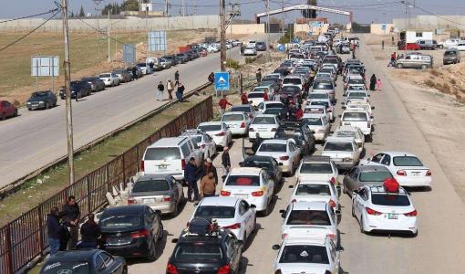 أرشيفية لازدحام حركة المسافرين بين سوريا والأردن عبر معبري نصيب وجابر أرشيفية لازدحام حركة المسافرين بين سوريا والأردن عبر معبري نصيب وجابر