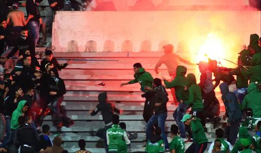 مشهد من مواجهات سابقة خلال مباراة الرجاء البيضاوي وشباب الريف الحسيمي