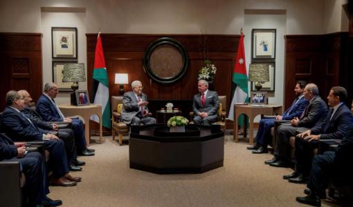 الملك عبد الله الثاني ومحمود عباس الملك عبد الله الثاني خلال مباحثات مع الرئيس الفلسطيني محمود عباس - عمّان 5/2/2025 | المصدر: الديوان الملكي الهاشمي