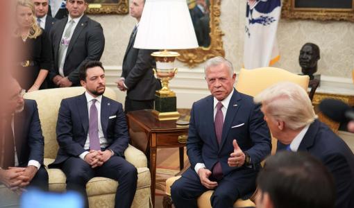 الملك عبد الله وولي العهد خلال لقاء ترامب الملك عبد الله وولي العهد خلال لقاء ترامب 11/2/2025 | المصدر: الديوان الملكي الهاشمي