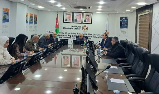 جانب من توقيع مذكرة تفاهم في وزارة العمل لتسهيل انتقال العمالة الوافدة في قطاع الإنشاءات 10/2/2025 | المصدر: وزارة العمل