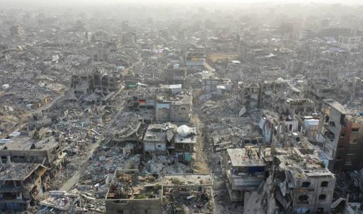 صورة من الجو التقطتها مسيرة تظهر حجم الدمار في بيت حانون بشمال قطاع غزة صورة من الجو التقطتها مسيرة تظهر حجم الدمار في بيت حانون بشمال قطاع غزة | المصدر: رويترز