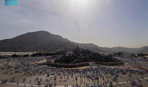 حجاج بيت الله الحرام يتوافدون إلى جبل عرفات 5\6\2025 | المصدر: واس حجاج بيت الله الحرام يتوافدون إلى جبل عرفات 5\6\2025| المصدر: واس