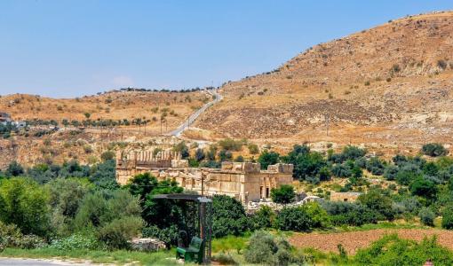 قصر العبد التاريخي في منطقة عراق الأمير المخطط لإدراجه على لائحة التراث العالمي