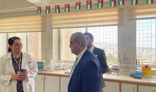 وزير الصحة الدكتور إبراهيم البدور خلال زيارة للمركز الوطني للصحة النفسية 2/9/2025 | المصدر: وزارة الصحة