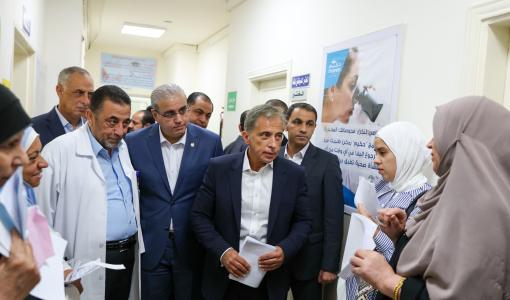 رئيس الوزراء جعفر حسان رئيس الوزراء جعفر حسان يتفقد مركز صحي خريبة السوق الشامل في جنوب عمان 19/10/2025 | رئاسة الوزراء