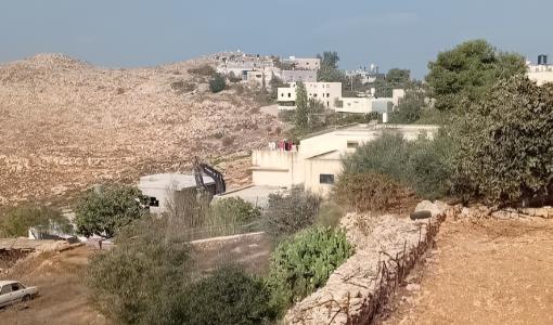 قوات الاحتلال تقتحم قرية الولجة غرب بيت لحم خلال عملية هدم 12/11/2025 | فلسطين بوست