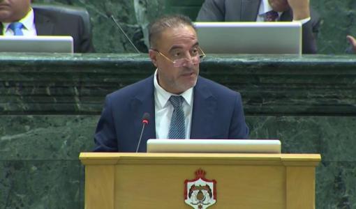 وزير المالية عبد الحكيم الشبلي خال إلقائه خطاب الموازنة العامة أمام مجلس النواب 11/11/2025