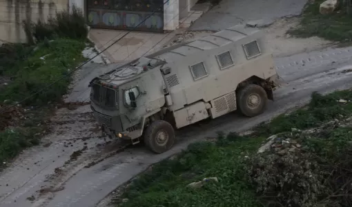 آلية للاحتلال خلال اقتحام مخيم نور شمس بالضفة الغربية 12/1/2026 | الوكالة الأوروبية للصور الصحفية