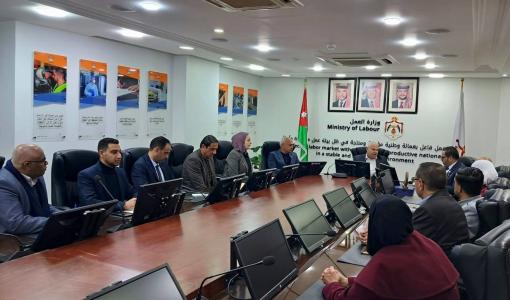 جانب من توقيع وزارة العمل اتفاقية تشغيل وتدريب لفرع إنتاجي جديد في لواء الحسينية في محافظة معان 26/2/2026 | وزارة العمل