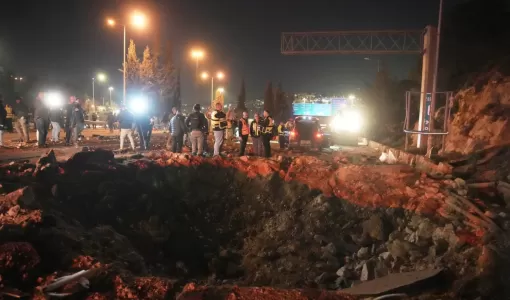 دمار خلفته صواريخ إيران على الأراضي المحتلة 1/3/2026 | أسوشييتد برس