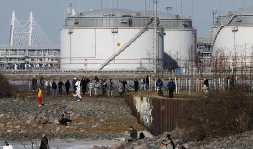 محطة سانت بطرسبرغ النفطية على شاطئ خليج فنلندا | الوكالة الأوروبية للصور الصحفية