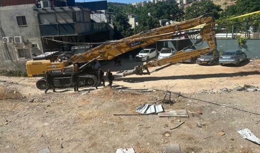 جانب من اقتحام حي البستان في بلدة سلوان جنوب المسجد الأقصى لتنفيذ عملية هدم 25/5/2026 | فلسطين بوست
