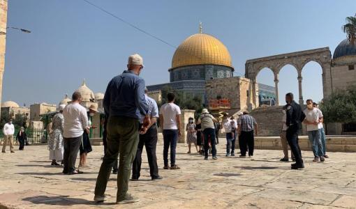 مستوطنون خلال اقتحام سابق للمسجد الأقصى | المركز الفلسطيني للإعلام