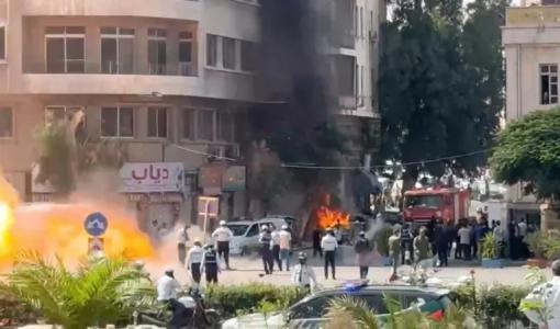 تصاعد الدخان جراء انفجار عبوة ناسفة في دمشق 7/7/2026