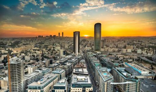 مشهد عام لمنطقة البوليفارد في العاصمة عمان