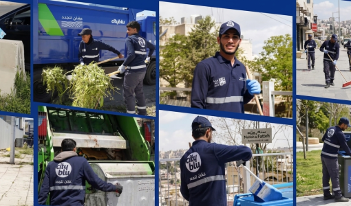 كوادر من شركة بلو سيتي إحدى الشركات العاملة على جمع النفايات في العاصمة عمان