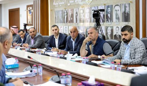 من اجتماع سابق للجنة الإدارية النيابية