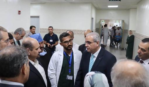 وزير الصحة إبراهيم البدور خلال افتتاح العيادات التخصصية الجديدة 3/9/2026