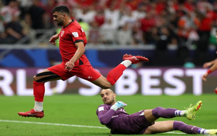 لقطة من مباراة النشامى مع نظيره المصري