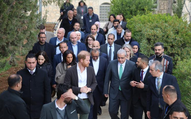 وزير الصحة إبراهيم البدور يصطحب الأميران هاري وميغان ومدير منظمة الصحة العالمية في جولة داخل مركز علاج الإدمان 26/2/2026 | وزارة الصحة