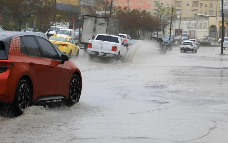 أجواء ماطرة في العاصمة عمان | أرشيفية