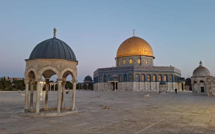 ساحات المسجد الأقصى الفارغة جراء تقييدات الاحتلال