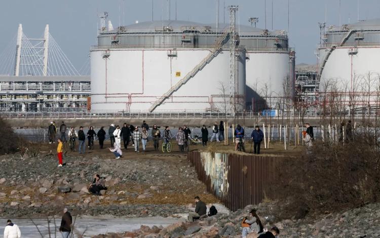 محطة سانت بطرسبرغ النفطية على شاطئ خليج فنلندا | الوكالة الأوروبية للصور الصحفية