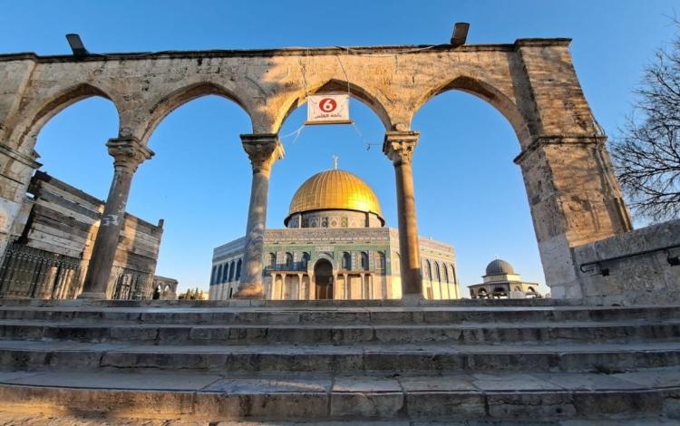 من ساحات المسجد الأقصى وهي فارغة بعد منع الاحتلال الدخول إلى المسجد 3/3/2026 | فلسطين بوست