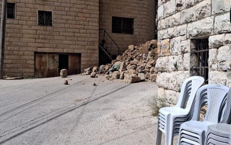 إغلاق مداخل بلدة بيت أمر شمال الخليل 18/5/2026 | فلسطين بوست