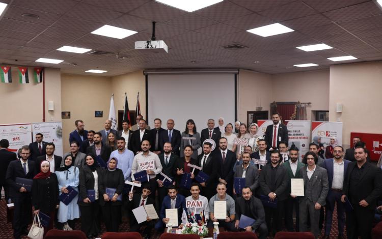من تخريج الفوج الثاني من مستفيدي مشروع  التدريب المهني في ألمانيا