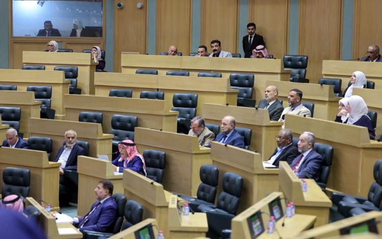 من جلسة تشريعية سابقة لمجلس النواب