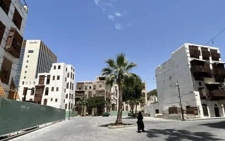 صورة تظهر لحظة تصدي الدفاعات الجوية السعودية لصواريخ حوثية في الأفق | الأناضول