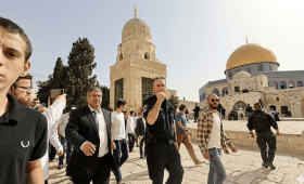 الوزير المتطرف بن غفير خلال اقتحام سابق للمسجد الأقصى المبارك